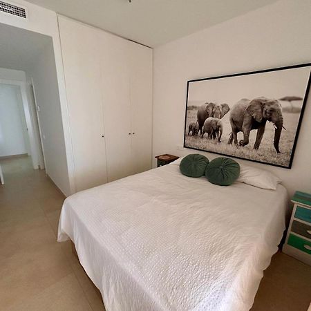 Beach House Brotonss El Campello Bagian luar foto