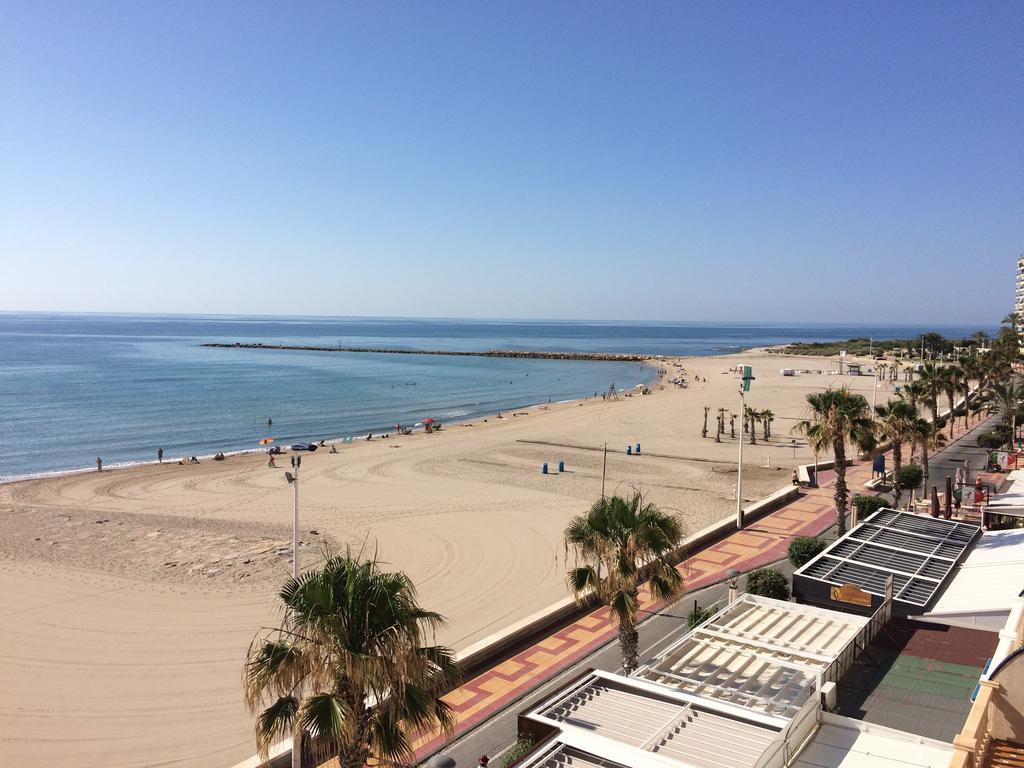Beach House Brotonss El Campello Bagian luar foto