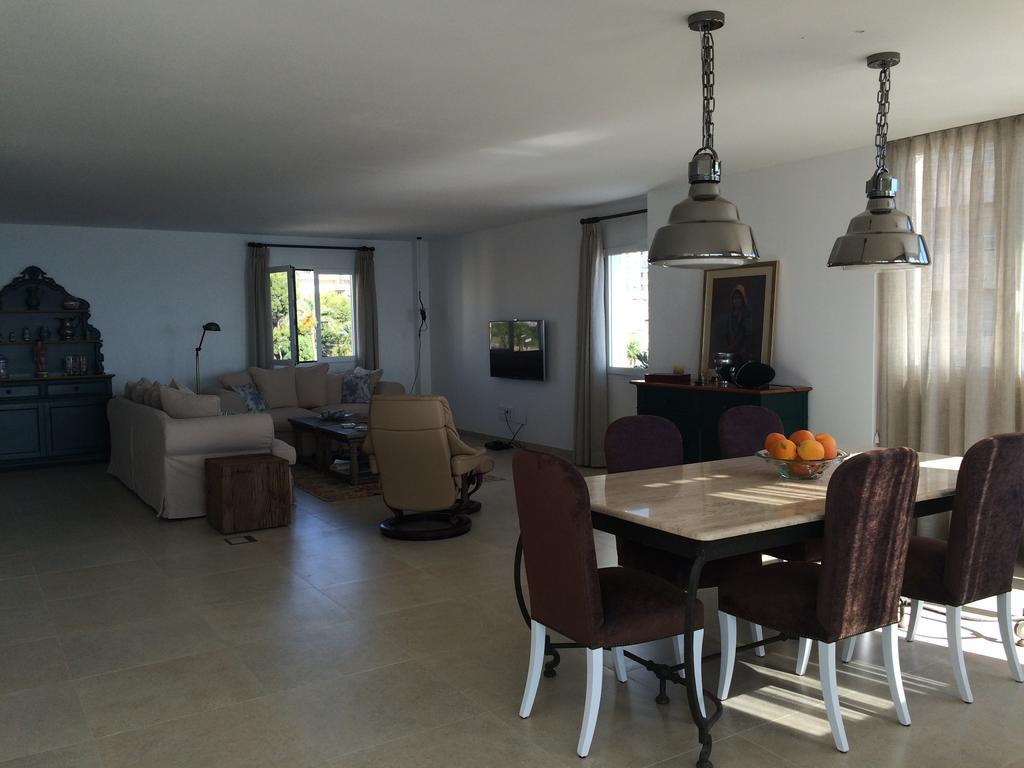Beach House Brotonss El Campello Bagian luar foto